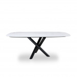 Stół INTRECCIO z blatem beczkowym 200x110 cm z ceramiczną ceramiką imitującą marmur Statuario i czarną lakierowaną metalową podstawą