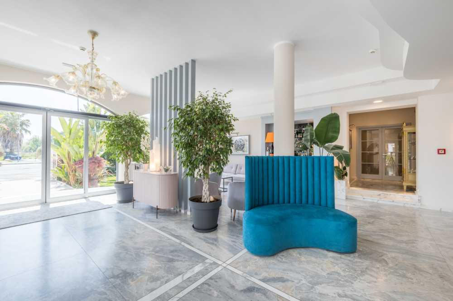 HOTEL LUNA IN MARINA DI MASSA - IBFOR - Your design shop