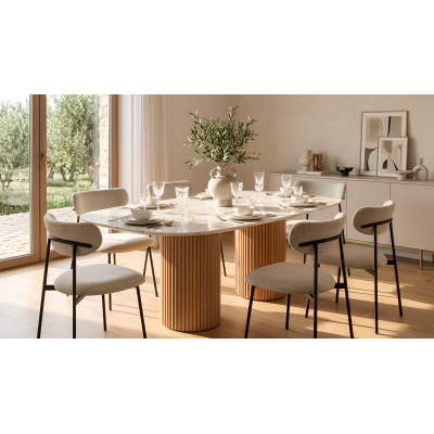 abbinare tavolo e sedie da sala