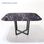 KROSS quadratischer Tisch mit 160 x 160 cm großer Marmorplatte aus schwarzem Marquina und schwarz lackiertem Metallfuß
