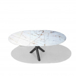 INTRECCIO Tisch mit ausziehbarer Keramikplatte aus Calacatta Gold Marmoreffekt Durchmesser 120 cm und schwarzer Metallbasis