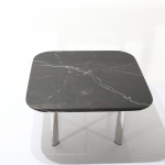 GRIS TABLE