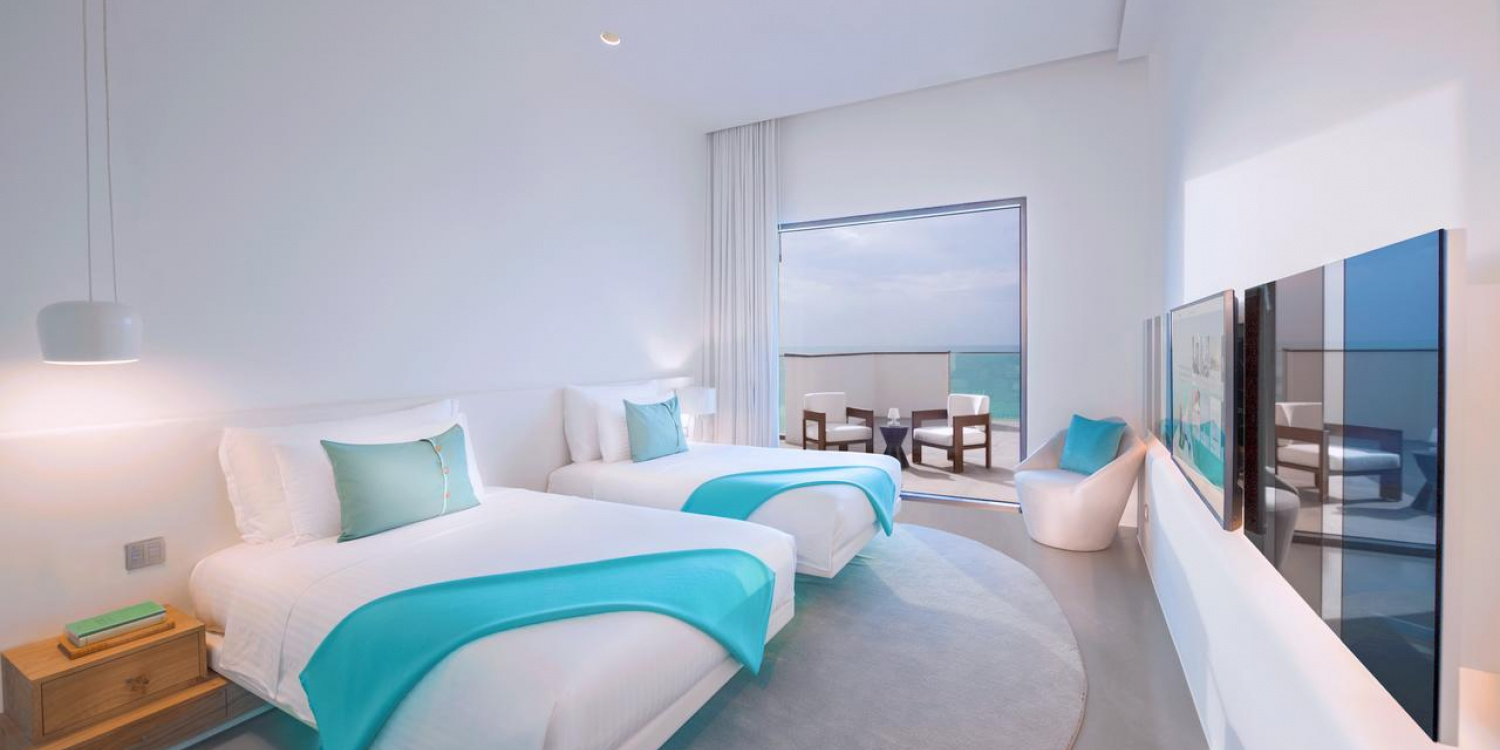 NIKKI BEACH HOTEL A DUBAI - IBFOR - Your design shop