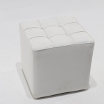 CUBO POUF WITH BUTTONS