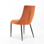 LIDIA Stuhl mit orangefarbener Samtpolsterung und schwarzen Beinen