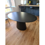 BEATRICE EXTENDABLE TABLE WITH ROUND OR OVAL LIQUID LAMINATE TOP 