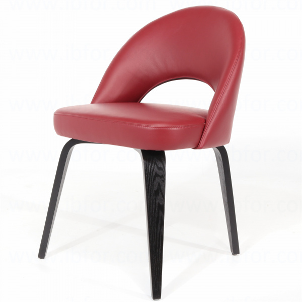 ESSE Stuhl aus bordeauxfarbenem Smerigliato-Leder mit dunklen Beinen aus Wengeholz