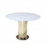 Tavolo DANVILLE con piano tondo dia. 120 cm in marmo Statuario e base centrale con lamina dorata