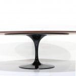 ROUND OR OVAL WING TABLE WITH VENEERED TOP 