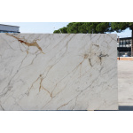 Ceramic slab with Gold Calacatta marble effect