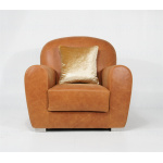 Luksusowy fotel w klasycznym stylu z obiciem ze skóry antycznej